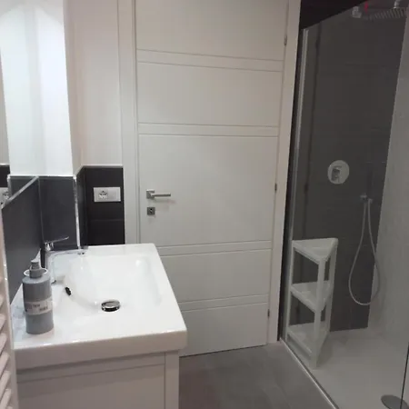 Viktoria's Center Apartment